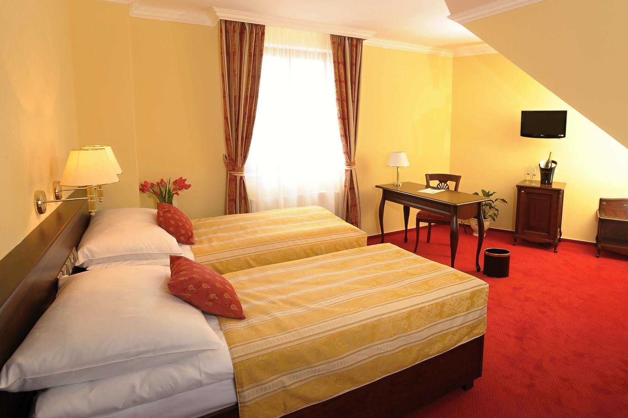 Hotel U Krale Jičín 외부 사진